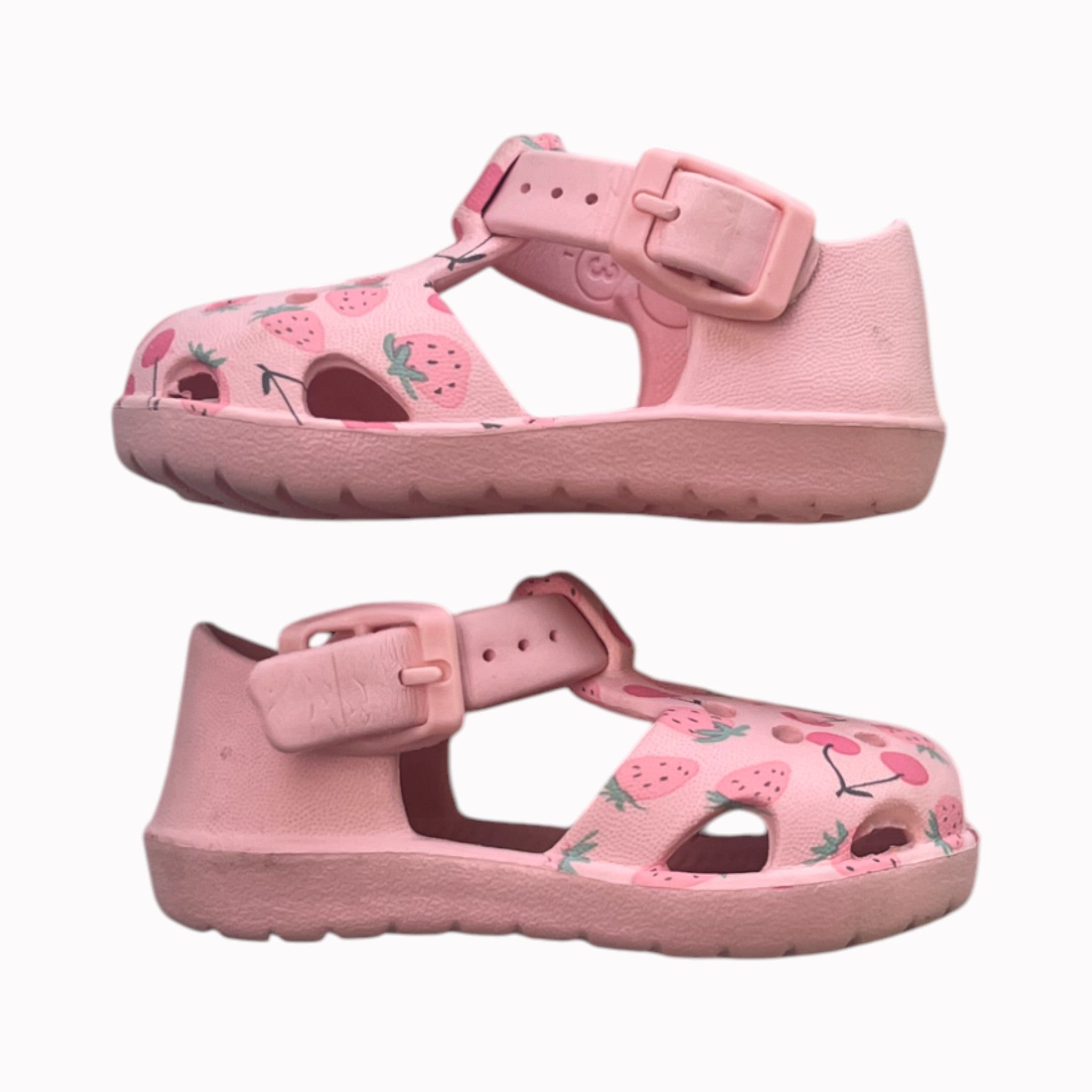 UK3 Pick & Pay Clothing Sandal