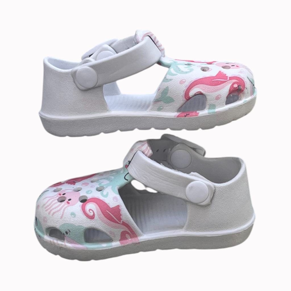 UK3 Pick & Pay Clothing Sandal