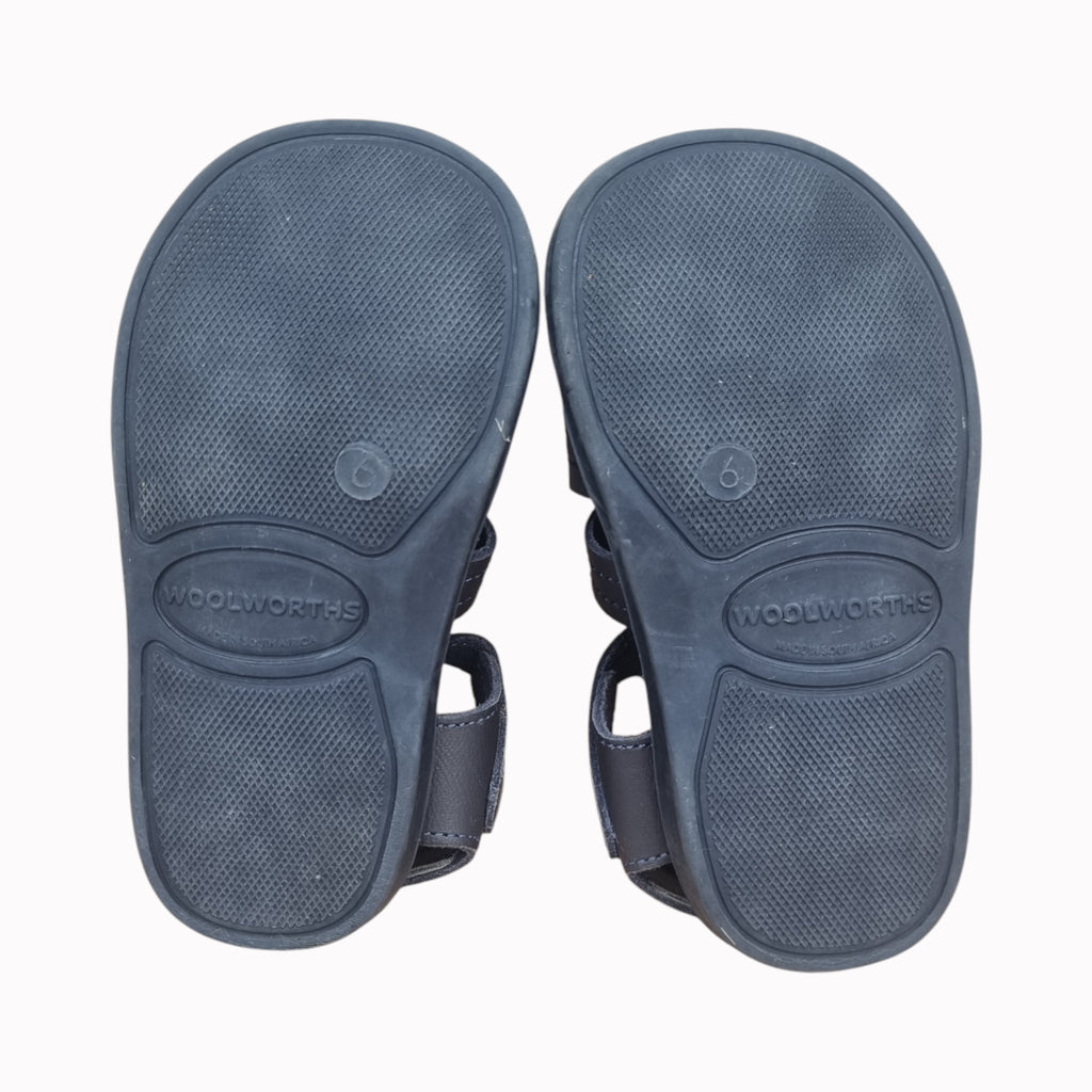 UK6 Woolworths Sandals