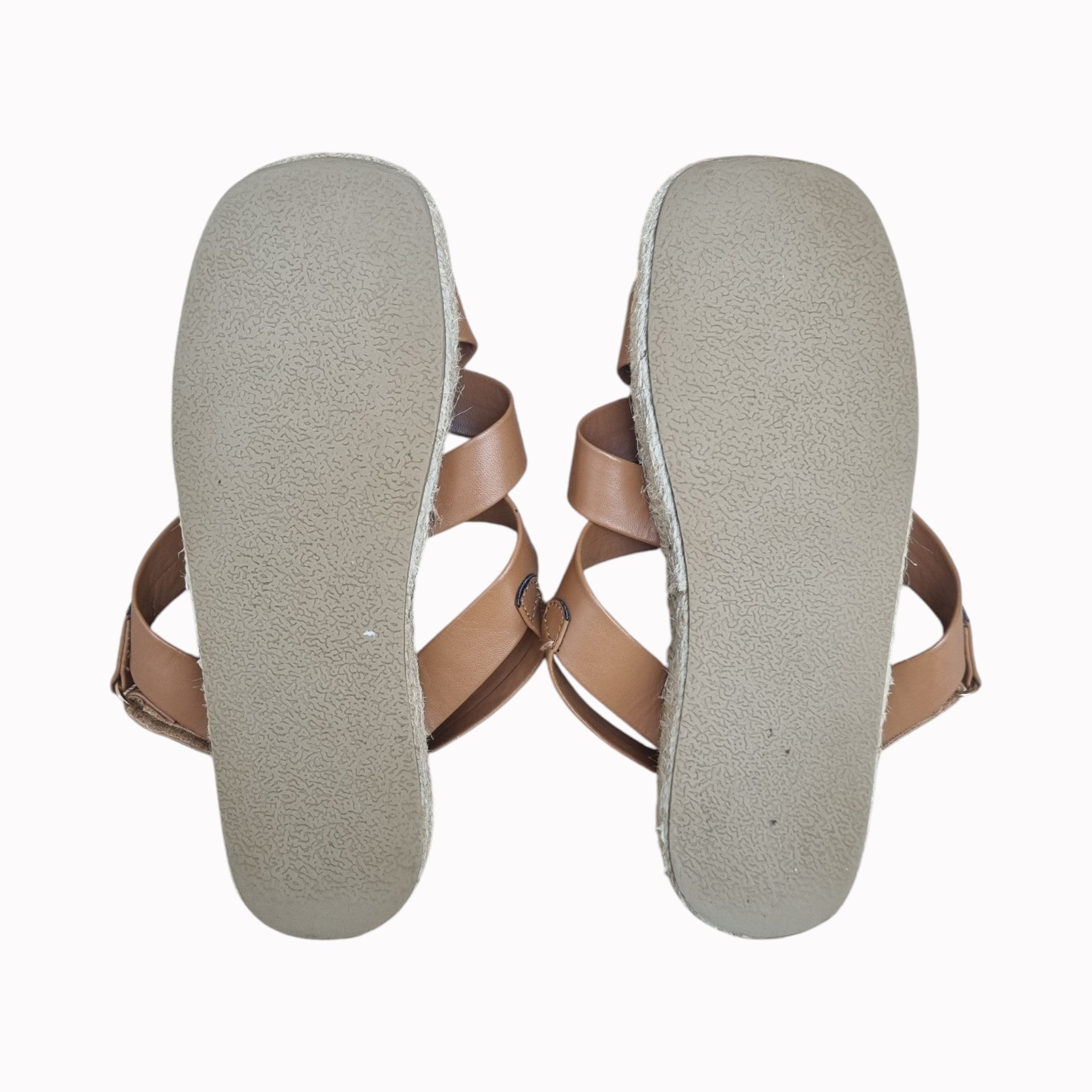 UK13 Pick & Pay Clothing Sandal