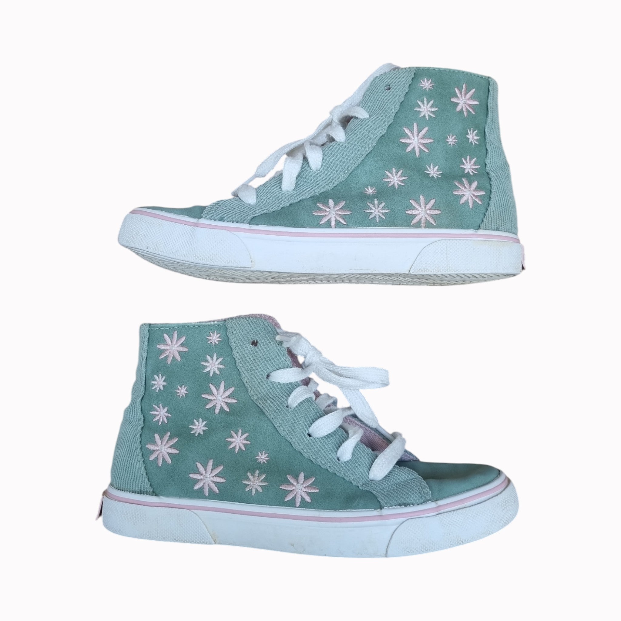 UK13 Truworths Sneaker