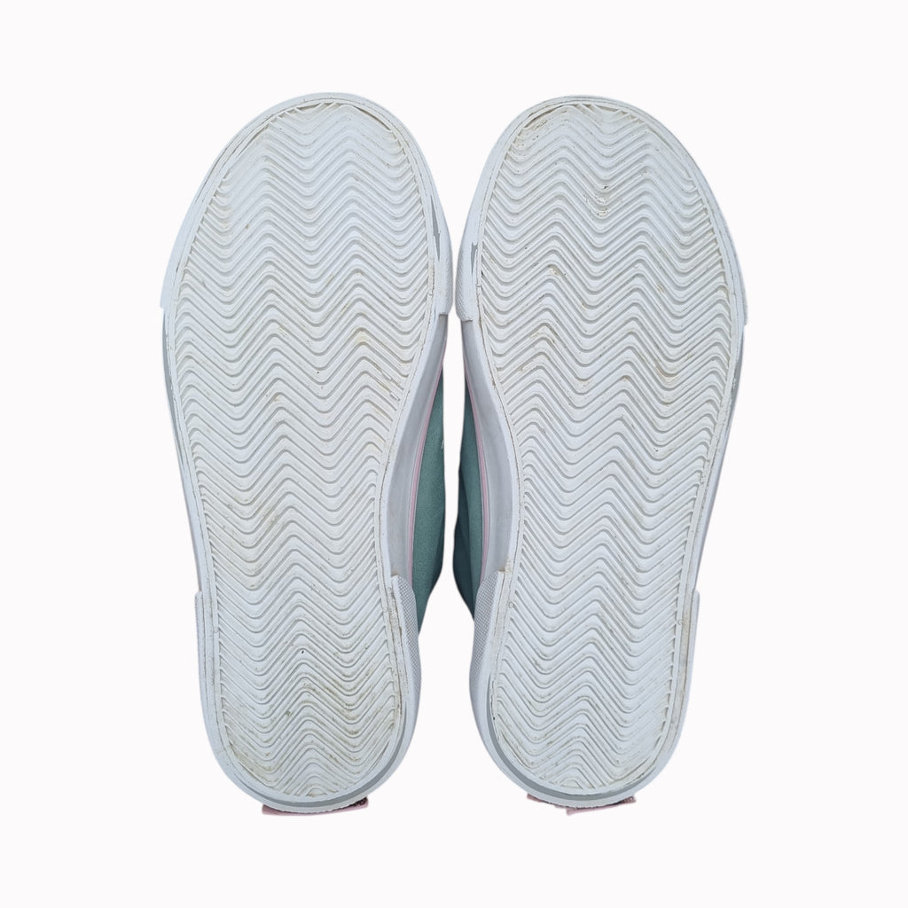 UK13 Truworths Sneaker