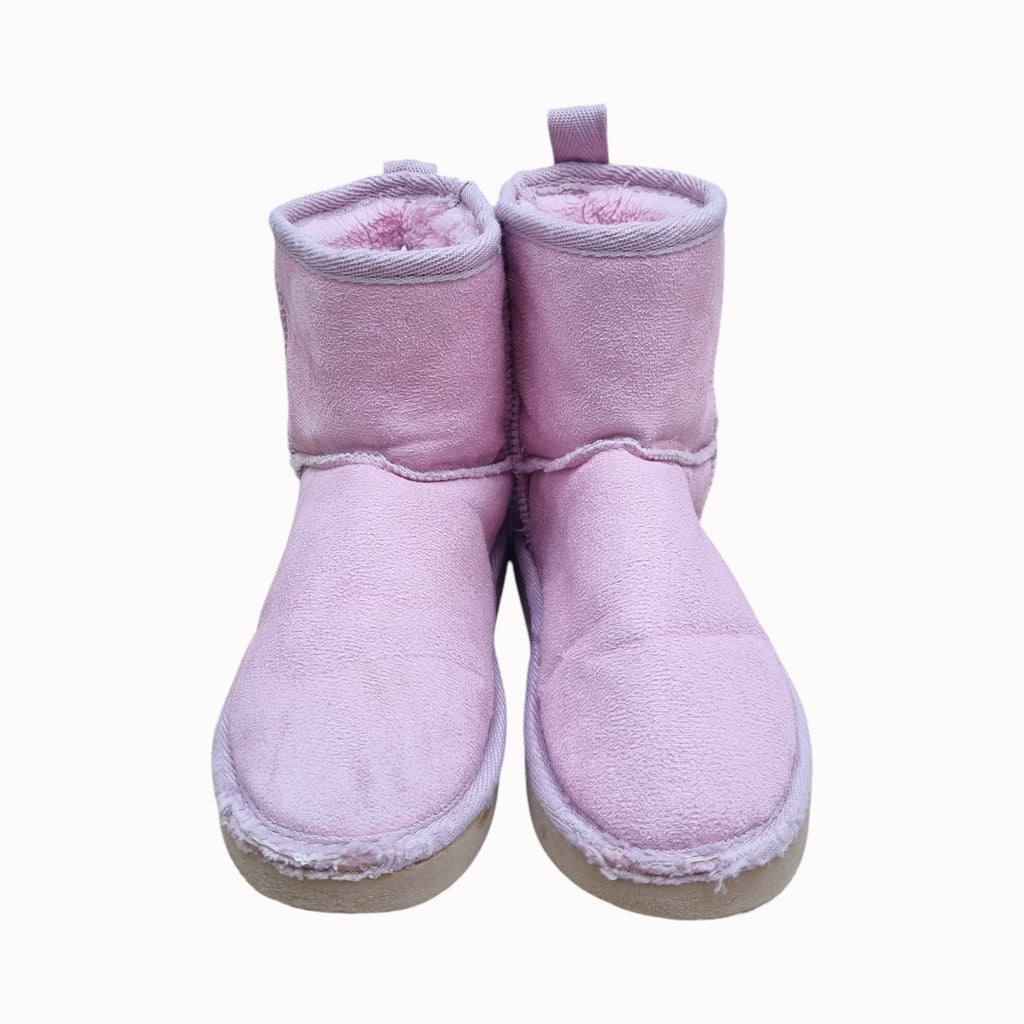 UK13 Earthchild Boots