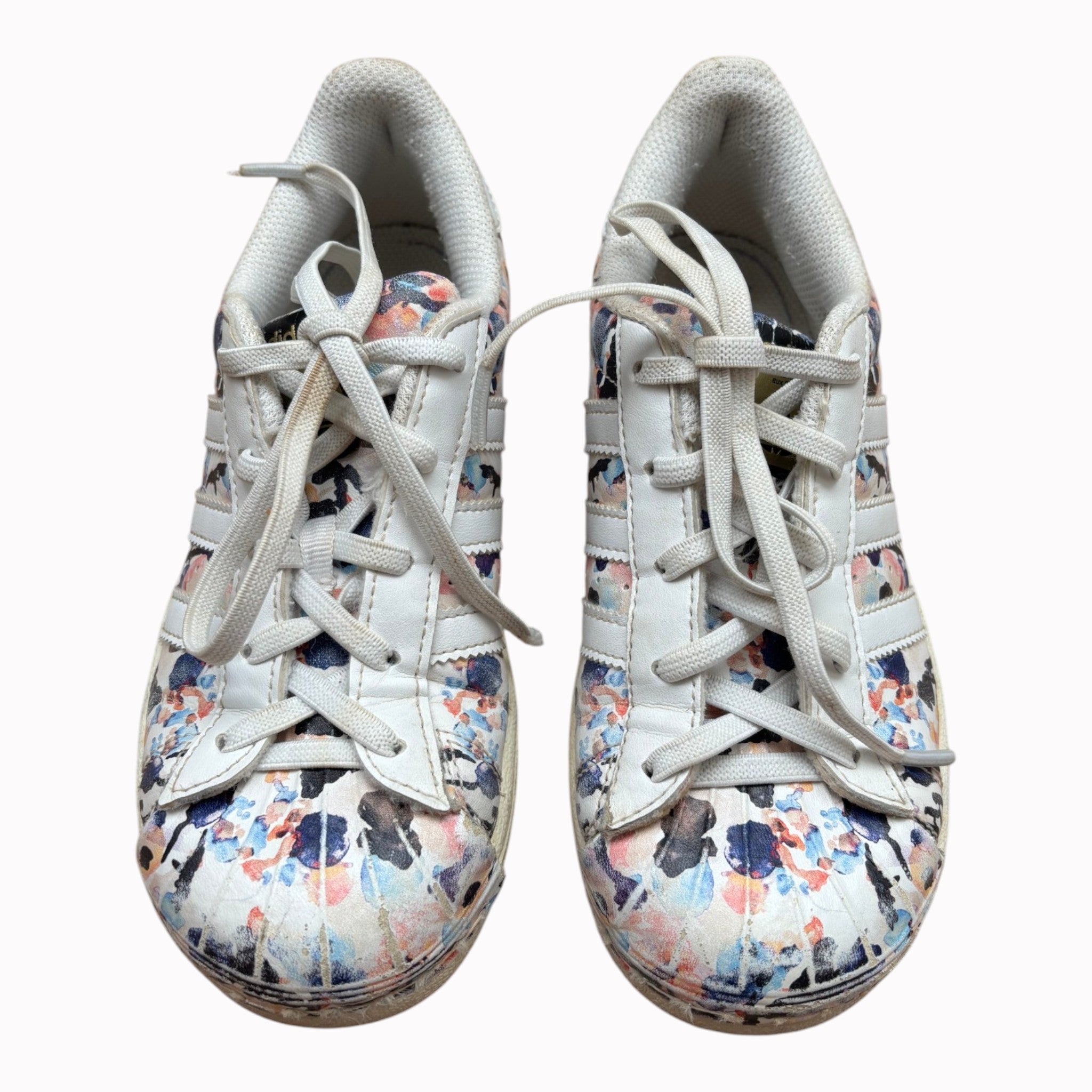 UK1 Adult Adidas Sneakers