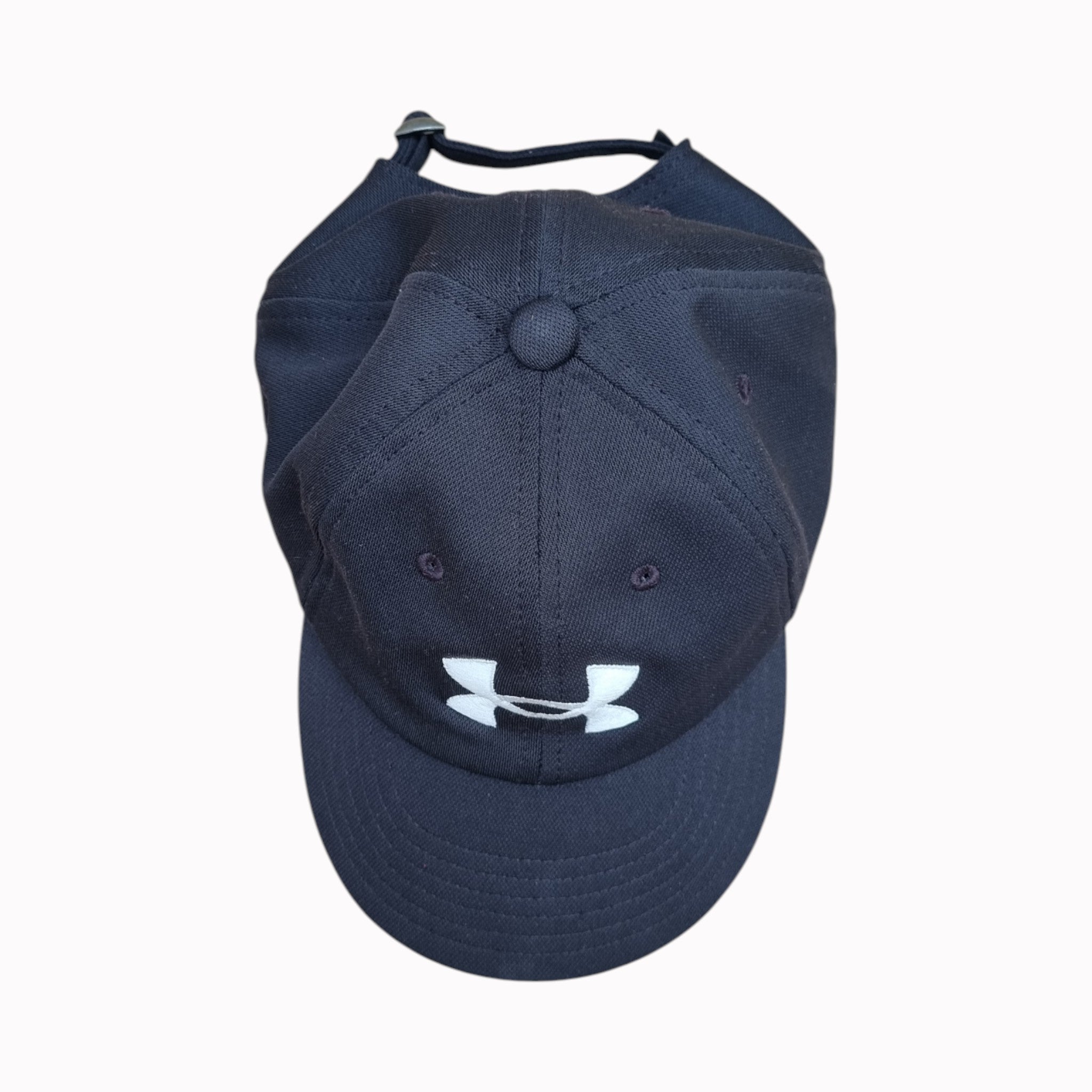 One size Under Armour Cap