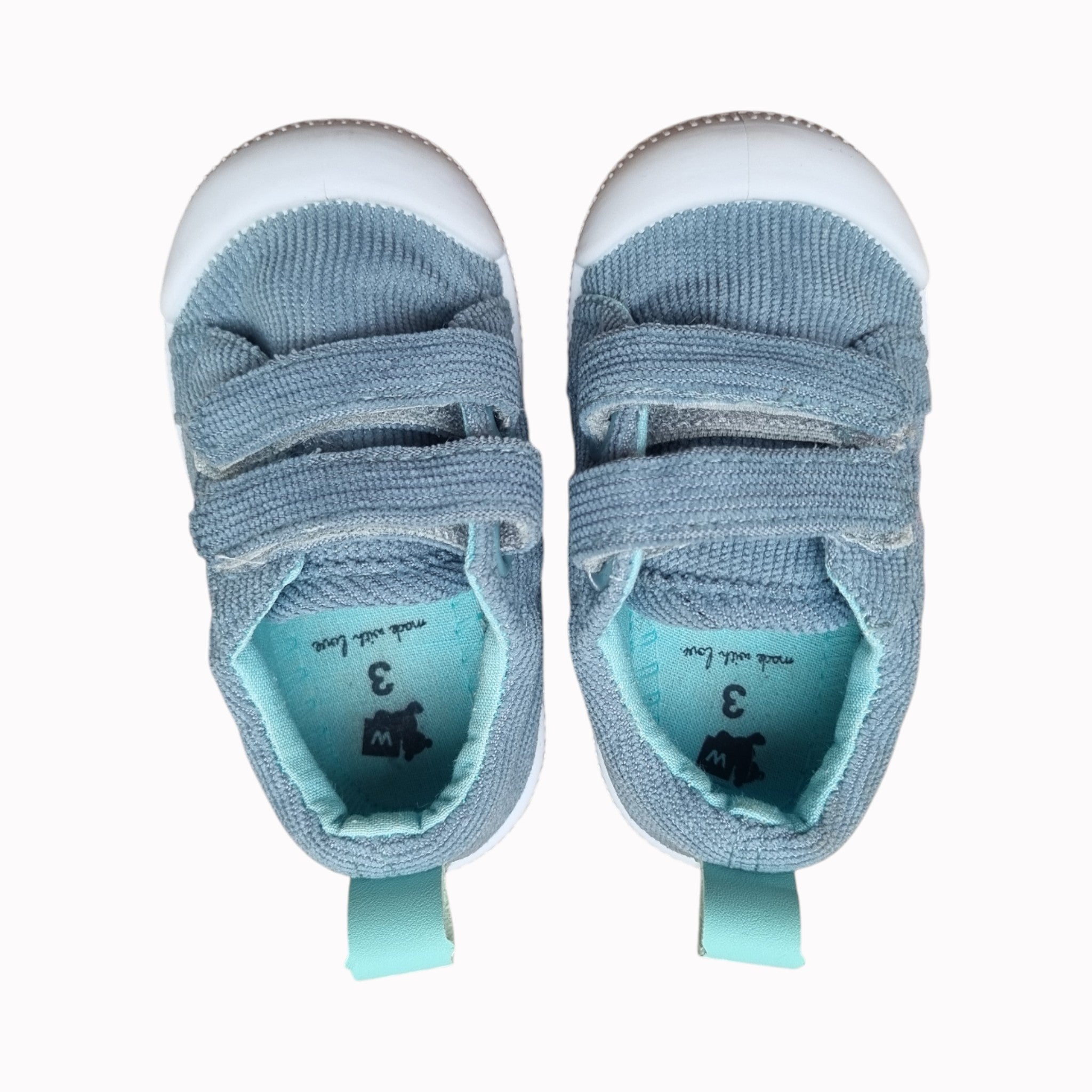 UK3 Woolworths Sneakers