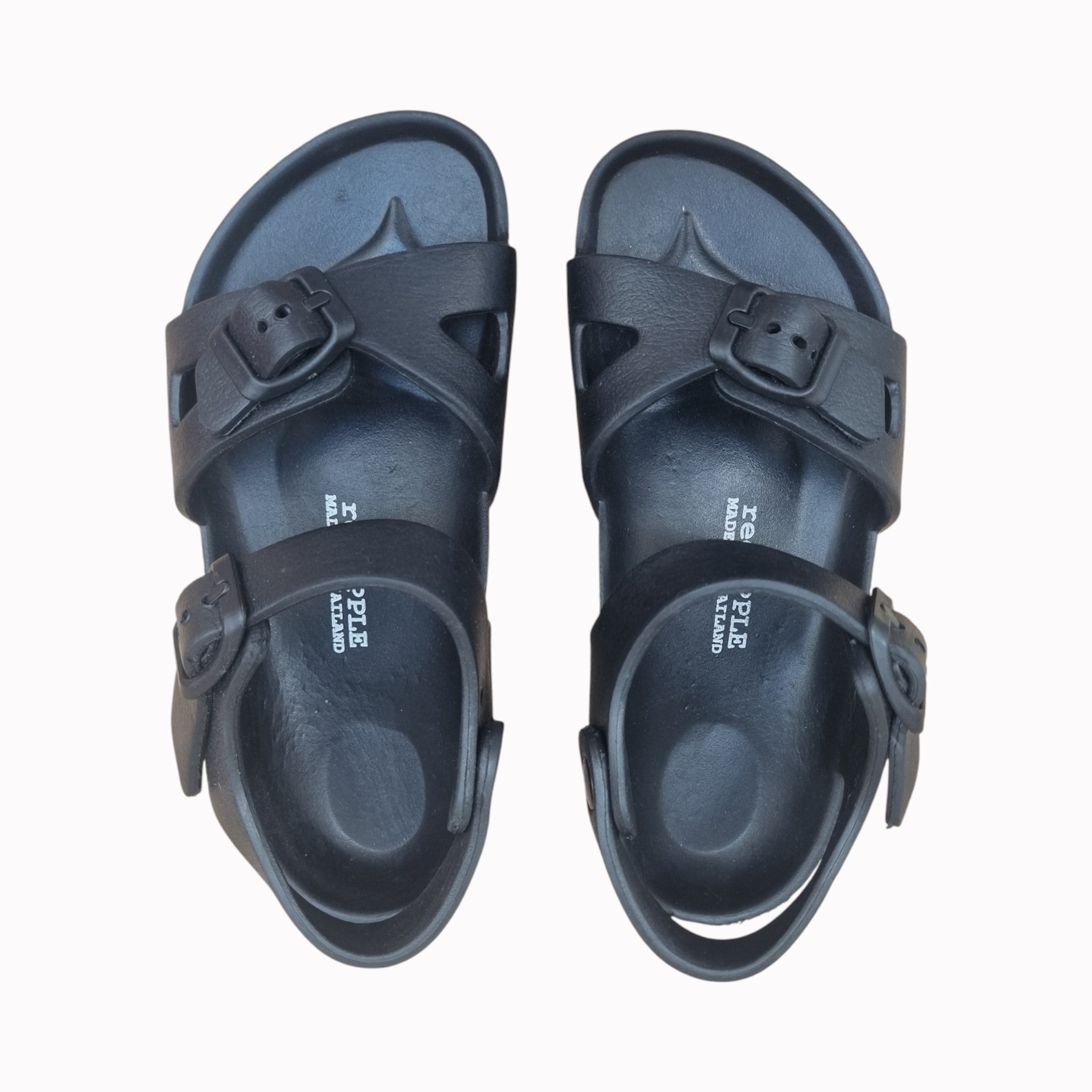 UK9 Red Apple Sandals
