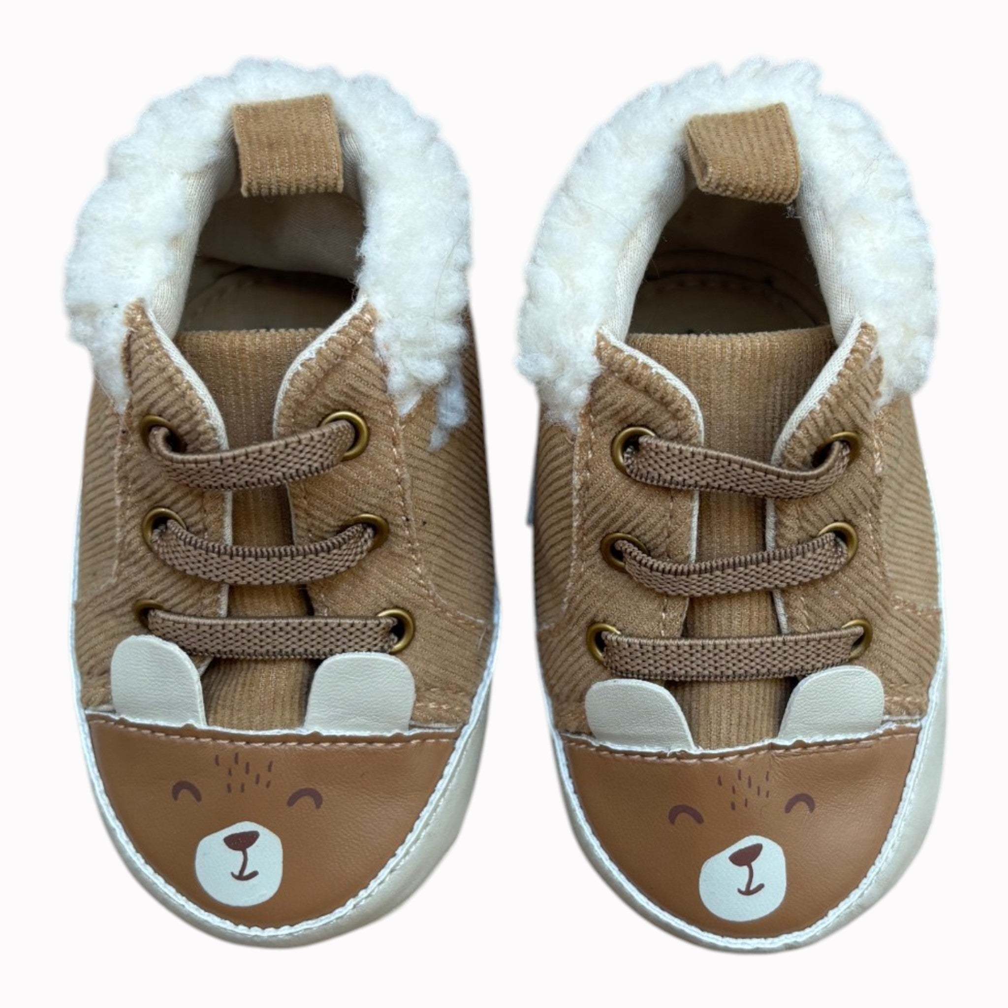 UK0 Woolworths Sneakers